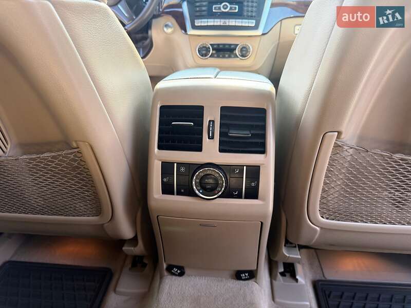 Внедорожник / Кроссовер Mercedes-Benz M-Class 2012 в Бердичеве