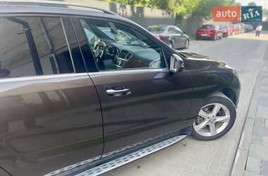 Внедорожник / Кроссовер Mercedes-Benz M-Class 2014 в 