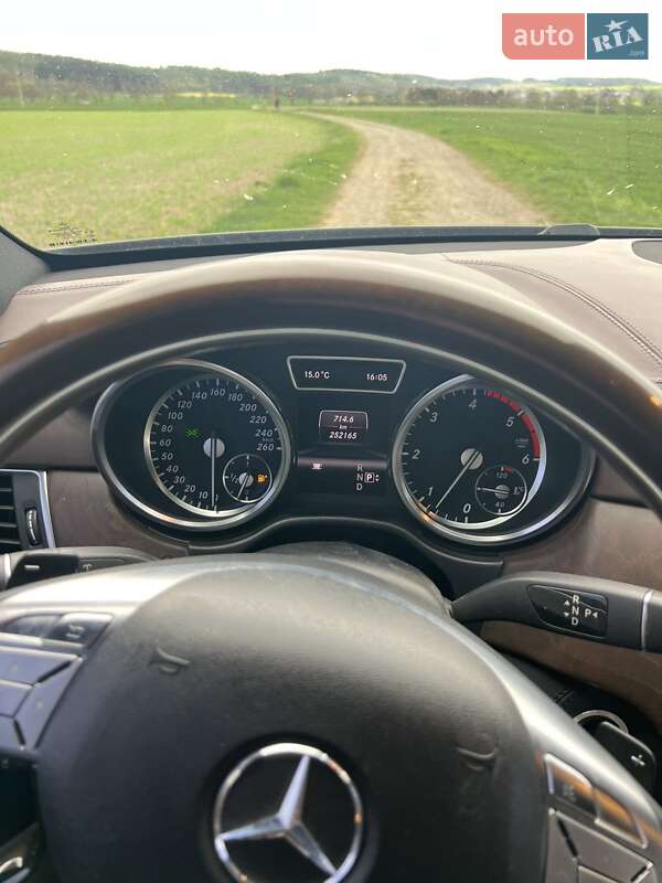 Позашляховик / Кросовер Mercedes-Benz M-Class 2012 в Міжгір'ї