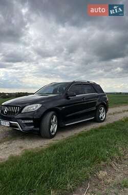 Внедорожник / Кроссовер Mercedes-Benz M-Class 2012 в 