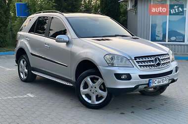 Внедорожник / Кроссовер Mercedes-Benz M-Class 2005 в 