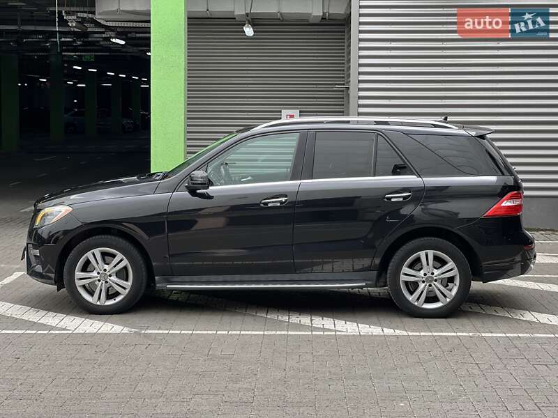Внедорожник / Кроссовер Mercedes-Benz M-Class 2013 в Киеве