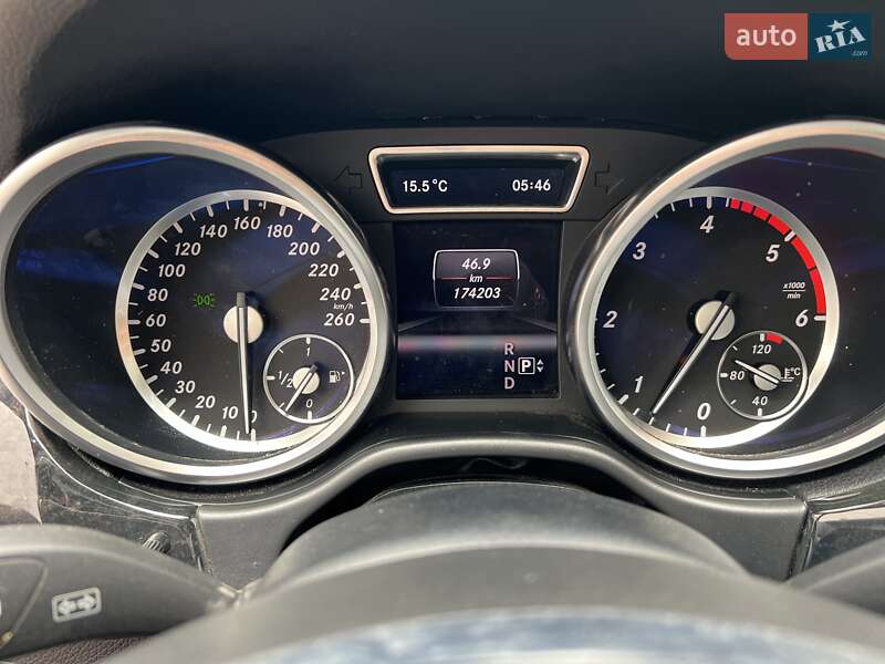 Внедорожник / Кроссовер Mercedes-Benz M-Class 2013 в Киеве