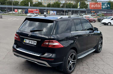 Внедорожник / Кроссовер Mercedes-Benz M-Class 2012 в 