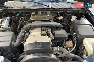 Внедорожник / Кроссовер Mercedes-Benz M-Class 1999 в 