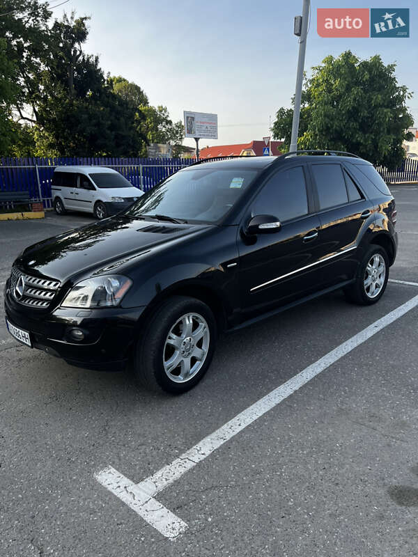 Позашляховик / Кросовер Mercedes-Benz M-Class 2008 в Ужгороді
