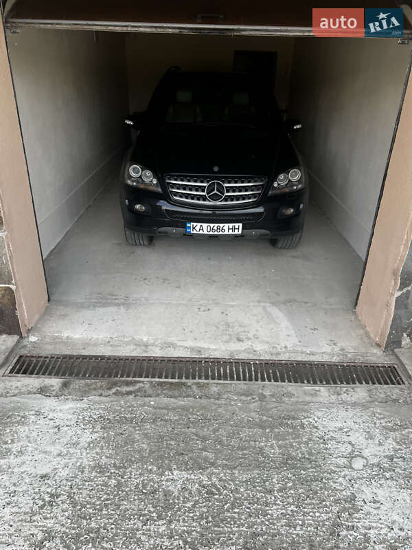 Позашляховик / Кросовер Mercedes-Benz M-Class 2008 в Ужгороді