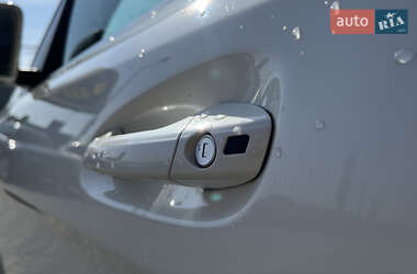Внедорожник / Кроссовер Mercedes-Benz M-Class 2013 в 