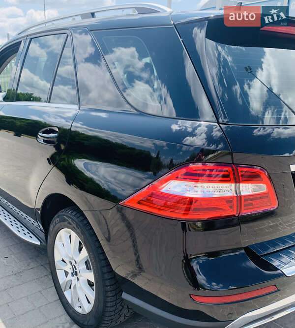 Mercedes-Benz M-Class 2012