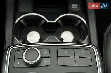 Внедорожник / Кроссовер Mercedes-Benz M-Class 2013 в 