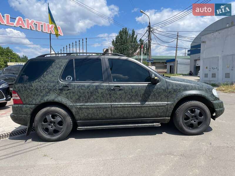 Позашляховик / Кросовер Mercedes-Benz M-Class 2000 в Миколаєві