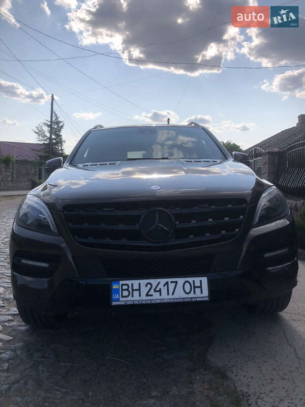 Внедорожник / Кроссовер Mercedes-Benz M-Class 2012 в Первомайске