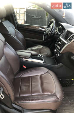 Внедорожник / Кроссовер Mercedes-Benz M-Class 2012 в 