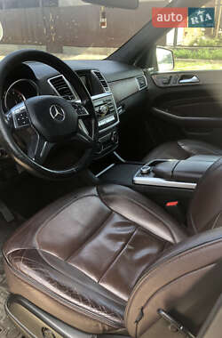 Внедорожник / Кроссовер Mercedes-Benz M-Class 2012 в 