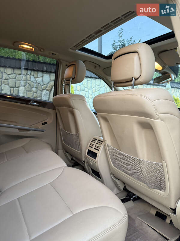 Внедорожник / Кроссовер Mercedes-Benz M-Class 2011 в Снятине