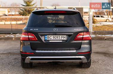 Позашляховик / Кросовер Mercedes-Benz M-Class 2014 в 