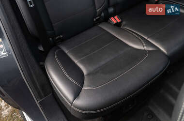 Позашляховик / Кросовер Mercedes-Benz M-Class 2014 в 
