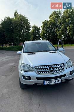 Внедорожник / Кроссовер Mercedes-Benz M-Class 2008 в 