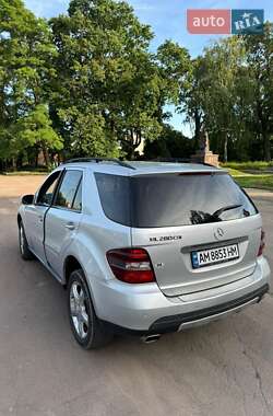 Внедорожник / Кроссовер Mercedes-Benz M-Class 2008 в 