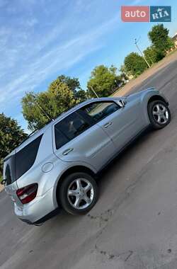 Внедорожник / Кроссовер Mercedes-Benz M-Class 2008 в 