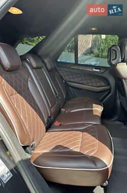 Внедорожник / Кроссовер Mercedes-Benz M-Class 2014 в 
