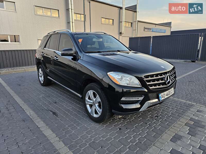 Внедорожник / Кроссовер Mercedes-Benz M-Class 2013 в Мукачево