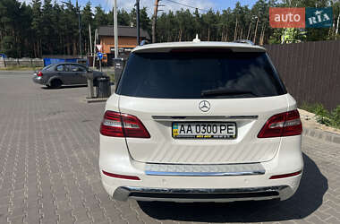 Внедорожник / Кроссовер Mercedes-Benz M-Class 2013 в 