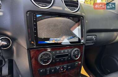 Внедорожник / Кроссовер Mercedes-Benz M-Class 2006 в 