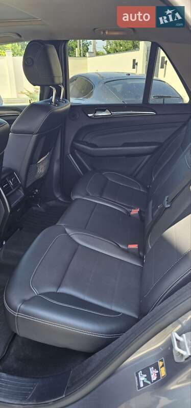 Внедорожник / Кроссовер Mercedes-Benz M-Class 2013 в Одессе
