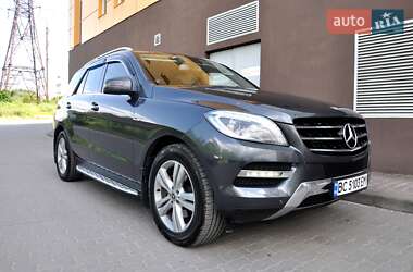 Внедорожник / Кроссовер Mercedes-Benz M-Class 2013 в 