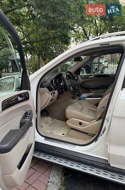 Внедорожник / Кроссовер Mercedes-Benz M-Class 2014 в 