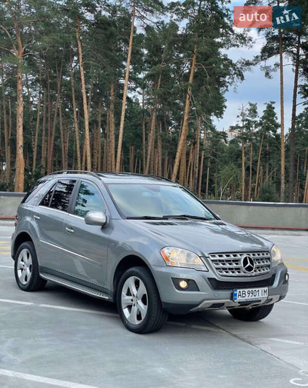 Mercedes-Benz M-Class 2009