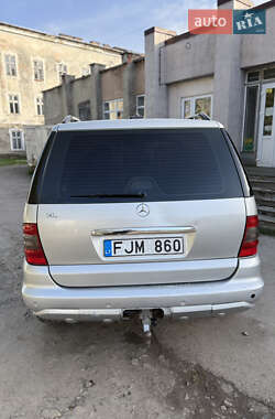 Внедорожник / Кроссовер Mercedes-Benz M-Class 2005 в 