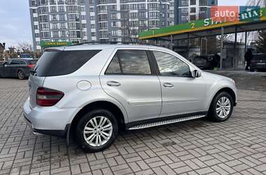 Внедорожник / Кроссовер Mercedes-Benz M-Class 2007 в 