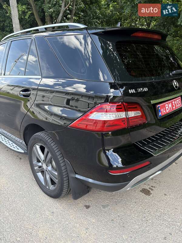Внедорожник / Кроссовер Mercedes-Benz M-Class 2012 в Львове