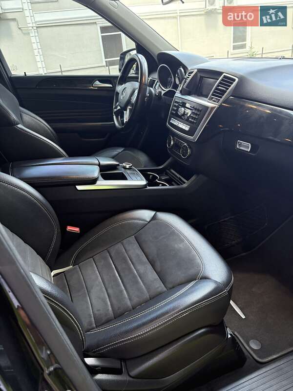 Внедорожник / Кроссовер Mercedes-Benz M-Class 2012 в Львове