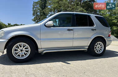 Внедорожник / Кроссовер Mercedes-Benz M-Class 2003 в Черновцах