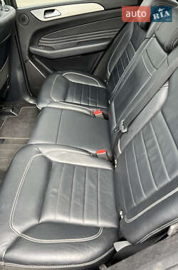 Внедорожник / Кроссовер Mercedes-Benz M-Class 2011 в 