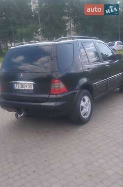 Внедорожник / Кроссовер Mercedes-Benz M-Class 2004 в 