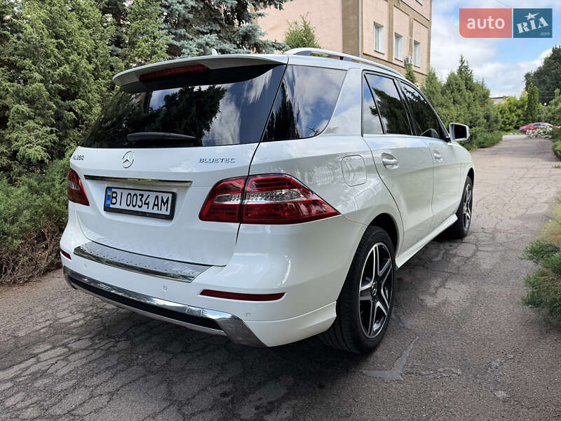 Позашляховик / Кросовер Mercedes-Benz M-Class 2012 в Ніжині