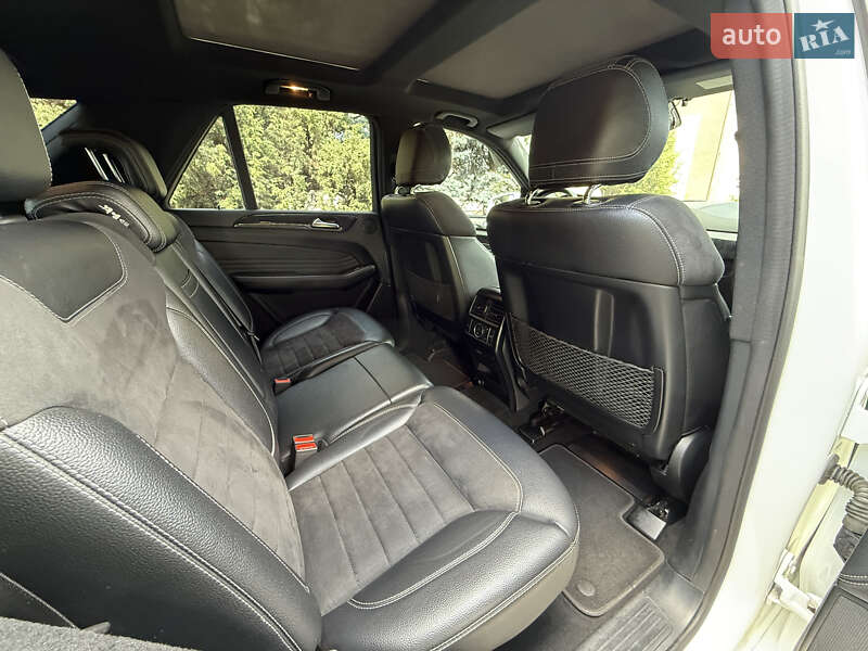 Позашляховик / Кросовер Mercedes-Benz M-Class 2012 в Ніжині