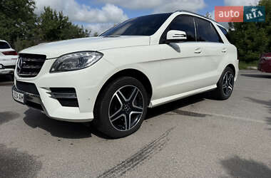 Позашляховик / Кросовер Mercedes-Benz M-Class 2012 в 
