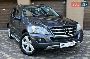 Внедорожник / Кроссовер Mercedes-Benz M-Class 2010 в 
