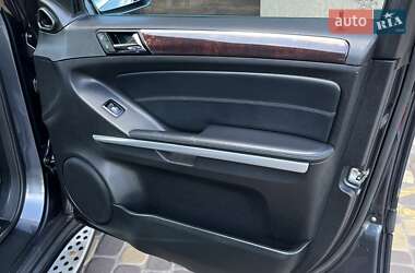 Внедорожник / Кроссовер Mercedes-Benz M-Class 2010 в 