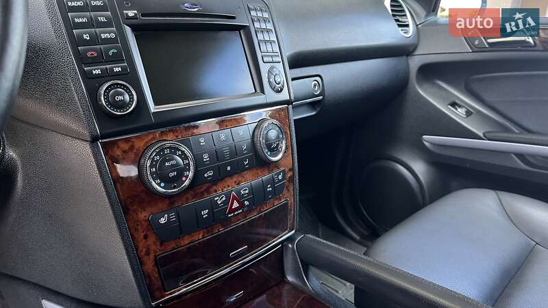 Внедорожник / Кроссовер Mercedes-Benz M-Class 2010 в Виннице