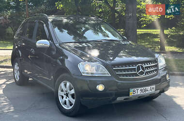 Внедорожник / Кроссовер Mercedes-Benz M-Class 2006 в 