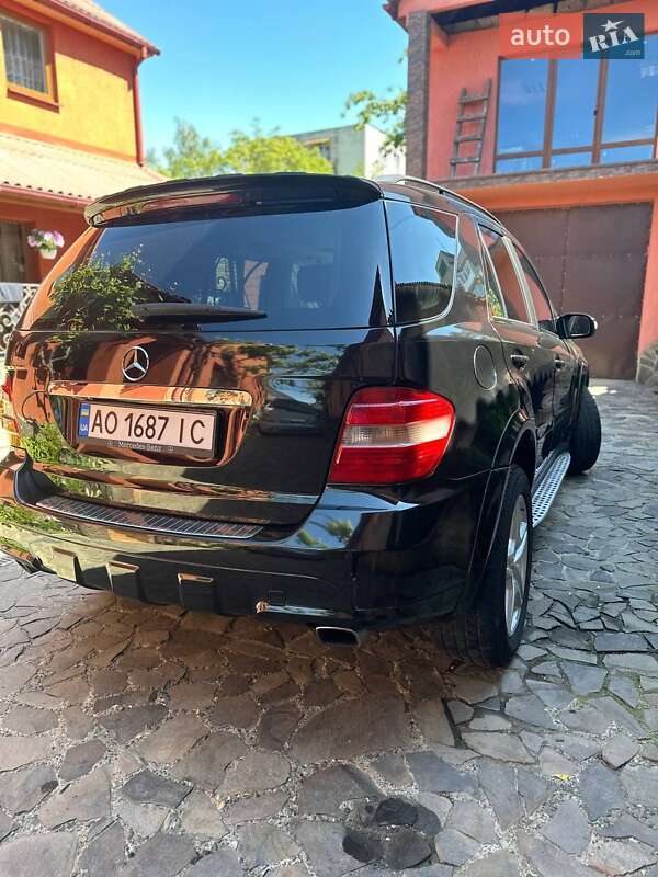 Внедорожник / Кроссовер Mercedes-Benz M-Class 2007 в Виноградове
