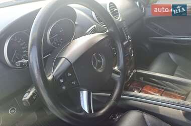 Позашляховик / Кросовер Mercedes-Benz M-Class 2006 в 