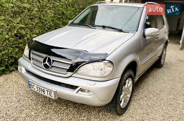 Позашляховик / Кросовер Mercedes-Benz M-Class 2004 в 