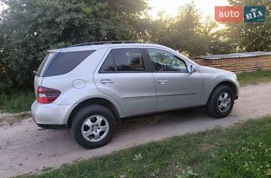 Позашляховик / Кросовер Mercedes-Benz M-Class 2007 в 